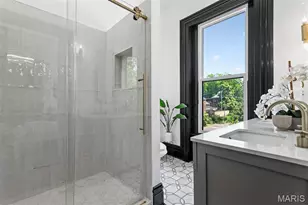 6703 Vermont Ave, Saint Louis, MO 63111 - Photo 29