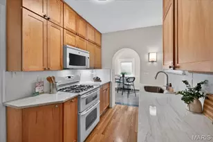 409 Summit Ave, Webster Groves, MO 63119 - Photo 11