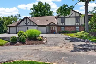 1629 Walpole Dr, Chesterfield, MO 63017 - Photo 1