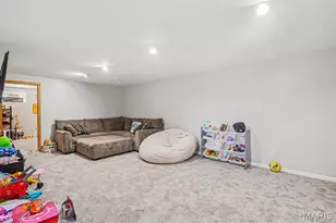 2765 Cathedral Dr, Saint Louis, MO 63129 - Photo 27