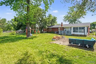 2765 Cathedral Dr, Saint Louis, MO 63129 - Photo 35