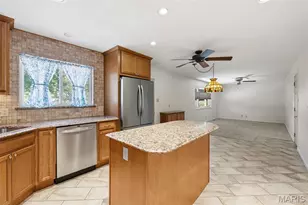 9131 Cherry Brook Ln, Crestwood, MO 63126 - Photo 5