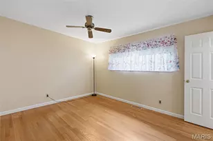 9131 Cherry Brook Ln, Crestwood, MO 63126 - Photo 13