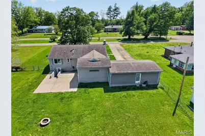 17 Airline Drive, Farmington, MO 63640 - Photo 7