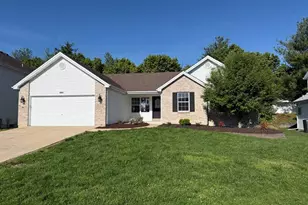 1953 Williamstown Dr, O'Fallon, MO 63376 - Photo 1