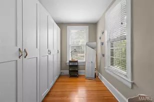 319 N Gore Ave, Webster Groves, MO 63119 - Photo 29