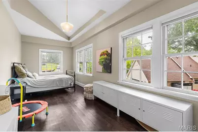 319 N Gore Avenue, Webster Groves, MO 63119 - Photo 23