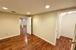 352 Turfwood Dr, Ballwin, MO 63021 - Photo 9