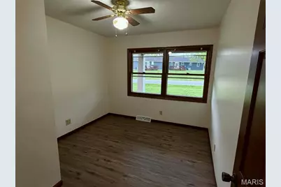 4508 West Ely, Hannibal, MO 63401 - Photo 5