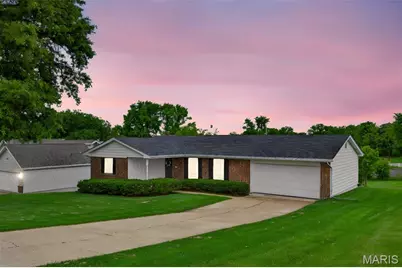 7 Countryside Drive, Saint Charles, MO 63304 - Photo 3