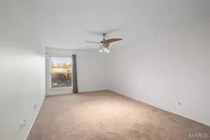 585 Coeur de Royale Dr, Creve Coeur, MO 63141 - Photo 33