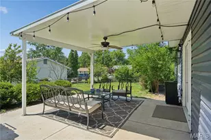 708 Willow Wood Ct, Saint Charles, MO 63303 - Photo 17