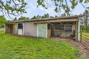 11697 John Emling Rd, Bismarck, MO 63624 - Photo 17