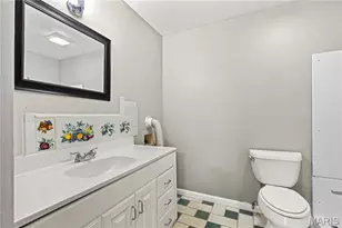 2240 Brook Dr, Florissant, MO 63033 - Photo 21