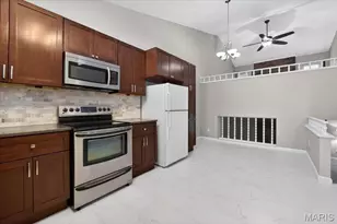 22 Willowyck Ct, Saint Louis, MO 63146 - Photo 5