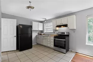 10076 Royal Dr, Saint Louis, MO 63136 - Photo 21