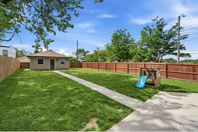 3890 McDonald Avenue, Saint Louis, MO 63116 - Photo 33