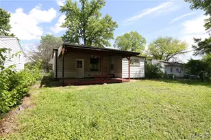 9713 Calumet Dr, Saint Louis, MO 63137 - Photo 7