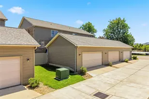 552 Queens Ct Pl, Saint Peters, MO 63376 - Photo 43