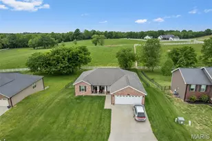285 Sassenach Dr, Jackson, MO 63755 - Photo 3