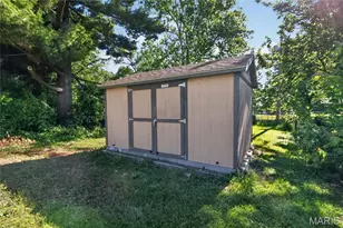9248 Filibert Dr, Saint Louis, MO 63137 - Photo 11