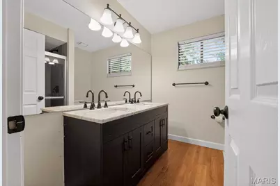 2047 Kentmore Lane, Chesterfield, MO 63017 - Photo 25