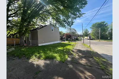 2027 Destrehan Street, Saint Louis, MO 63107 - Photo 21