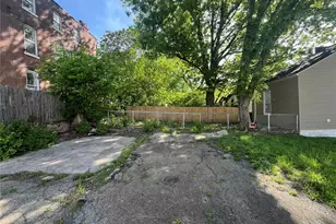 2027 Destrehan St, Saint Louis, MO 63107 - Photo 17