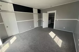 2027 Destrehan St, Saint Louis, MO 63107 - Photo 11