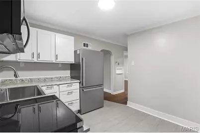 408 S Harvey Avenue, Saint Louis, MO 63135 - Photo 5