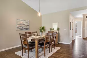 6042 Glennaire Dr, Saint Louis, MO 63129 - Photo 13