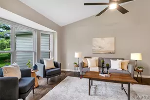6042 Glennaire Dr, Saint Louis, MO 63129 - Photo 19