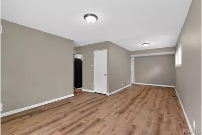 143 Grampian Road, Saint Louis, MO 63137 - Photo 11