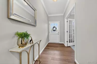 10465 Savannah Avenue, Saint Louis, MO 63131 - Photo 7