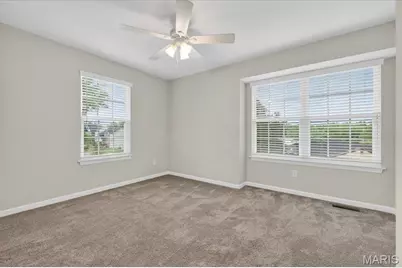 10465 Savannah Avenue, Saint Louis, MO 63131 - Photo 33