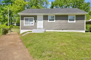 10305 Galloway Dr, Saint Louis, MO 63137 - Photo 1