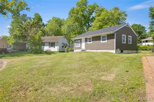 10305 Galloway Dr, Saint Louis, MO 63137 - Photo 3