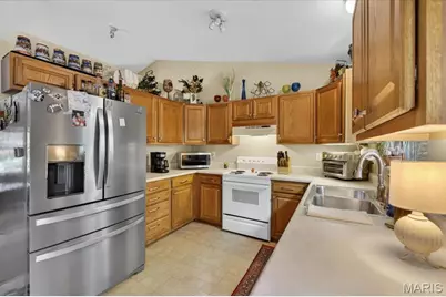 586 Monty View, Washington, MO 63090 - Photo 17