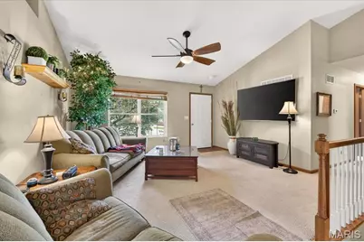 586 Monty View, Washington, MO 63090 - Photo 13