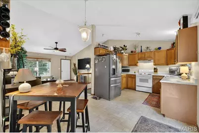 586 Monty View, Washington, MO 63090 - Photo 15
