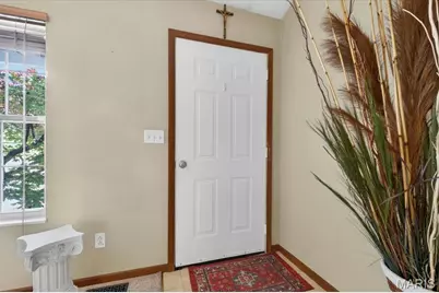 586 Monty View, Washington, MO 63090 - Photo 11