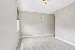 4709 Theiss Rd, Saint Louis, MO 63128 - Photo 19