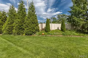 169 Tori Pines Dr, Oakville, MO 63129 - Photo 41