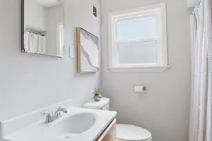 1412 Silverton Pl, Richmond Heights, MO 63117 - Photo 9
