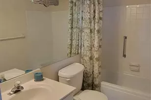 12587 Chardin Pl, Saint Louis, MO 63128 - Photo 13