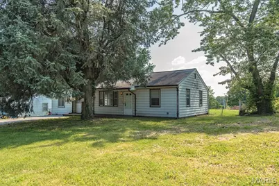 10253 Imperial Drive, Saint Louis, MO 63136 - Photo 1