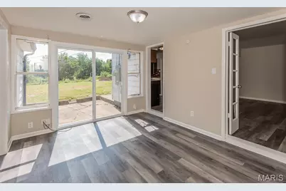 10253 Imperial Drive, Saint Louis, MO 63136 - Photo 9