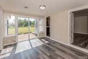 10253 Imperial Dr, Saint Louis, MO 63136 - Photo 9