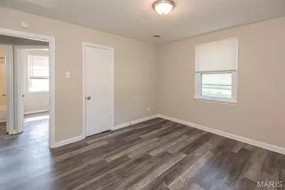 10253 Imperial Drive, Saint Louis, MO 63136 - Photo 23