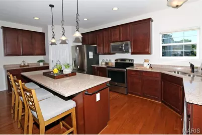 10925 Clydesdale Manors Court, Saint Louis, MO 63123 - Photo 9